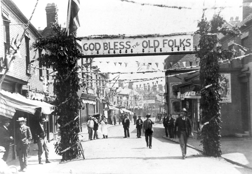 Dawley High St Coronation 1902 02